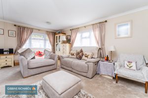 Sitting Room- click for photo gallery